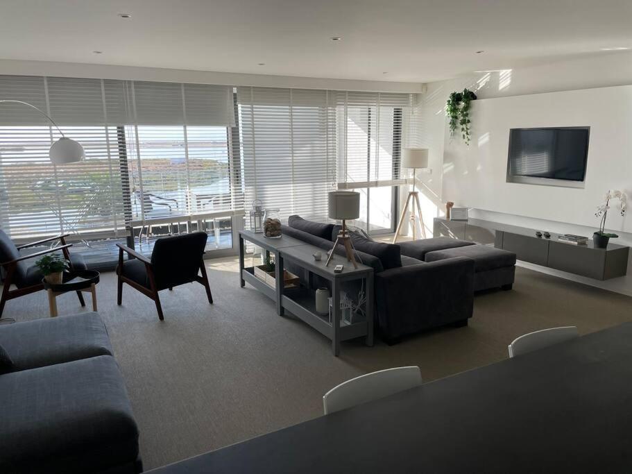 Fuzeta Stylish 1 Bedroom Apartment - Amazing Views Exterior photo
