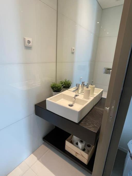 Fuzeta Stylish 1 Bedroom Apartment - Amazing Views Exterior photo